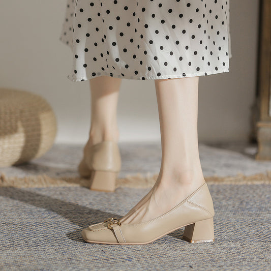 Elara Cuir Carré