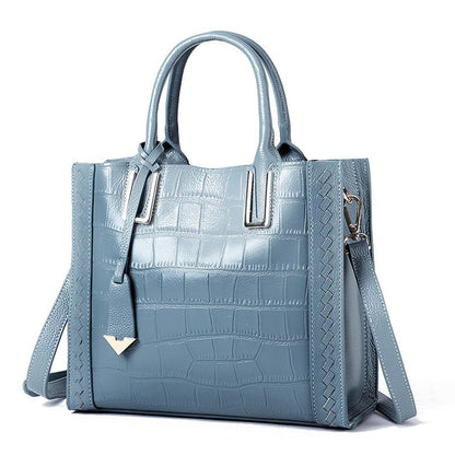 Elaris Woven Artistry Handbags