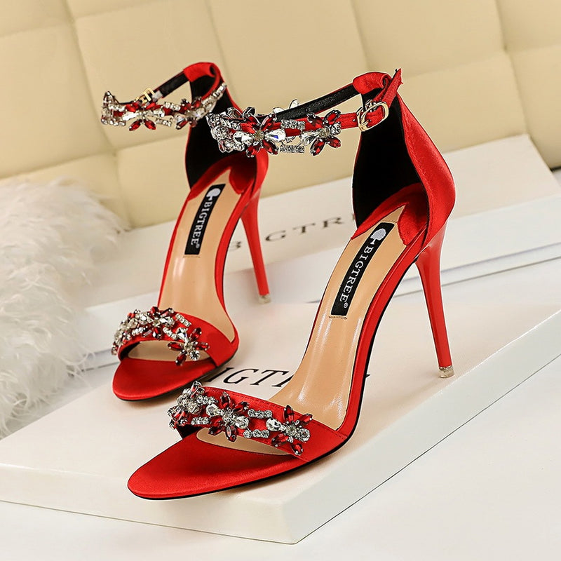 VelvetNoir Stiletto - Best Seller
