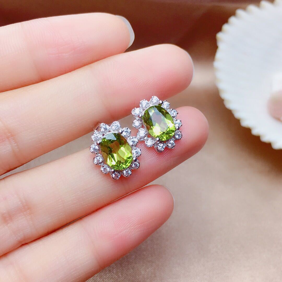 Elara Olivine Cristal