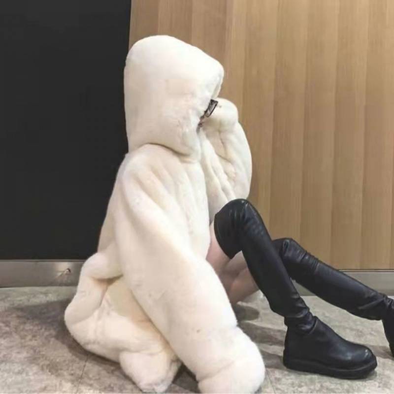 Elara Agneau Capuche