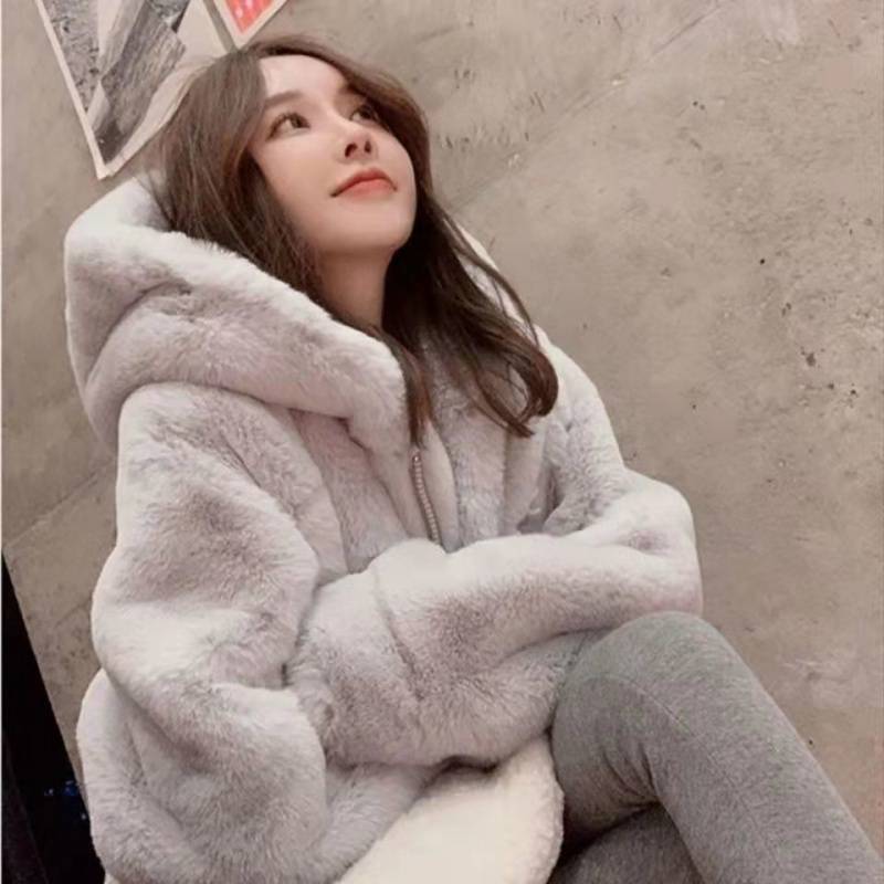 Elara Agneau Capuche
