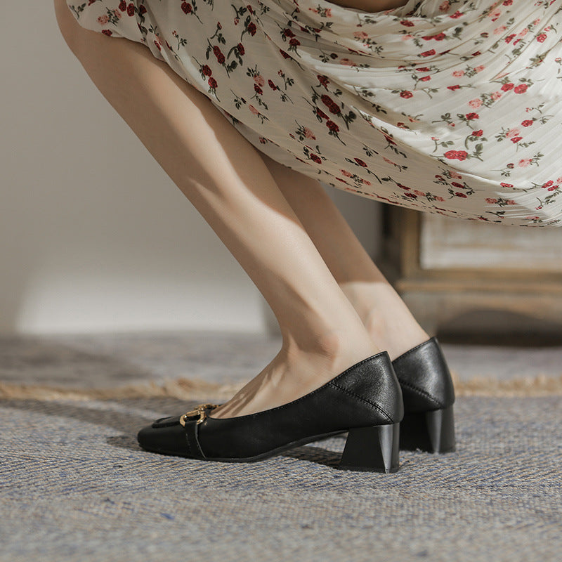 Elara Cuir Carré