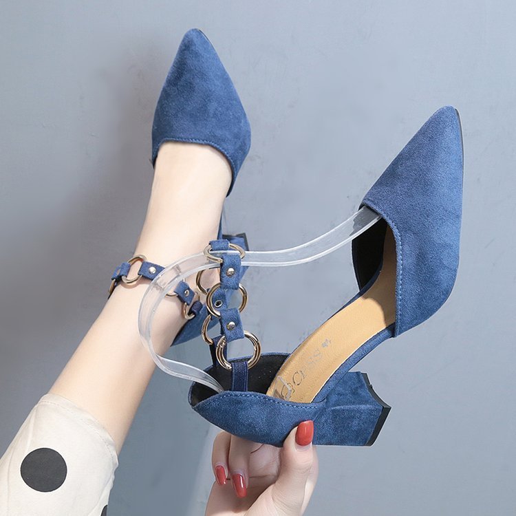 Lunara Aiguille Éclat - ALIZALunara Aiguille ÉclatLunara Aiguille ÉclatLunara Aiguille ÉclatWomen footwearALIZAALIZA13528385Blue thick heelLunara Aiguille Éclat5