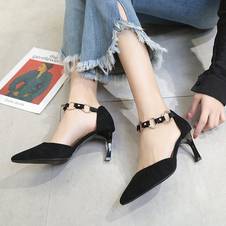 Lunara Aiguille Éclat - ALIZALunara Aiguille ÉclatLunara Aiguille ÉclatLunara Aiguille ÉclatWomen footwearALIZAALIZA13167937Black stilettoLunara Aiguille Éclat5