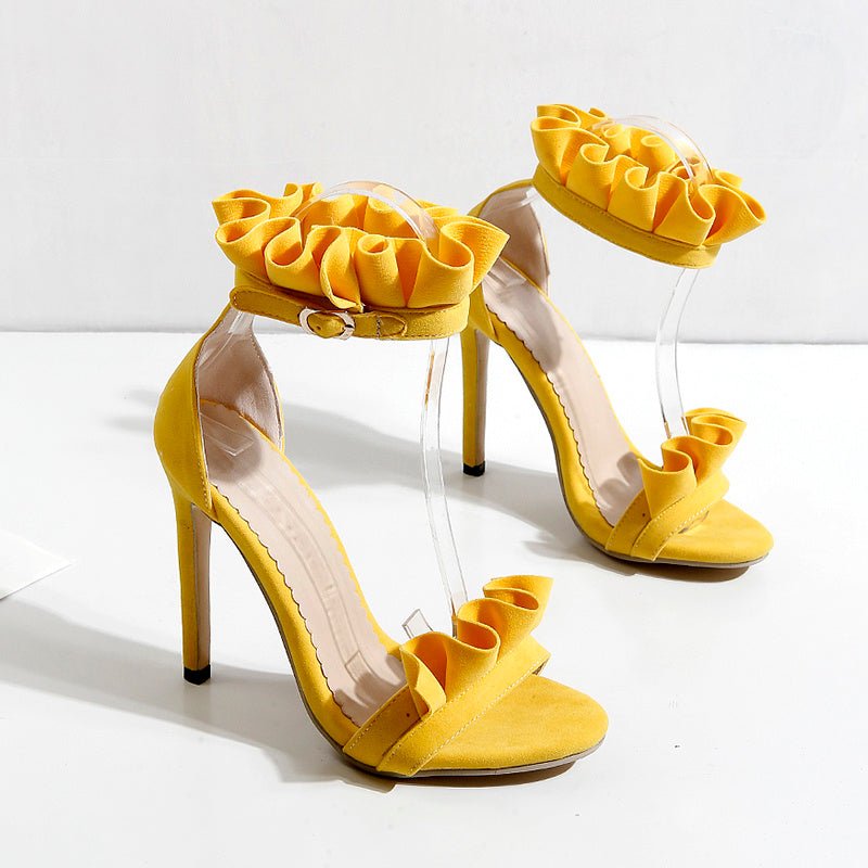 Vionne Plissé Aiguille - ALIZAVionne Plissé AiguilleVionne Plissé AiguilleVionne Plissé AiguilleWomen footwearALIZAALIZA42233153YellowVionne Plissé Aiguille5